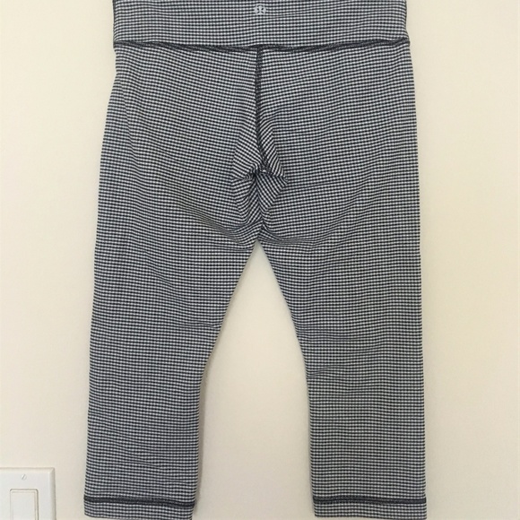 Lululemon Capri Leggings - Picture 2 of 3